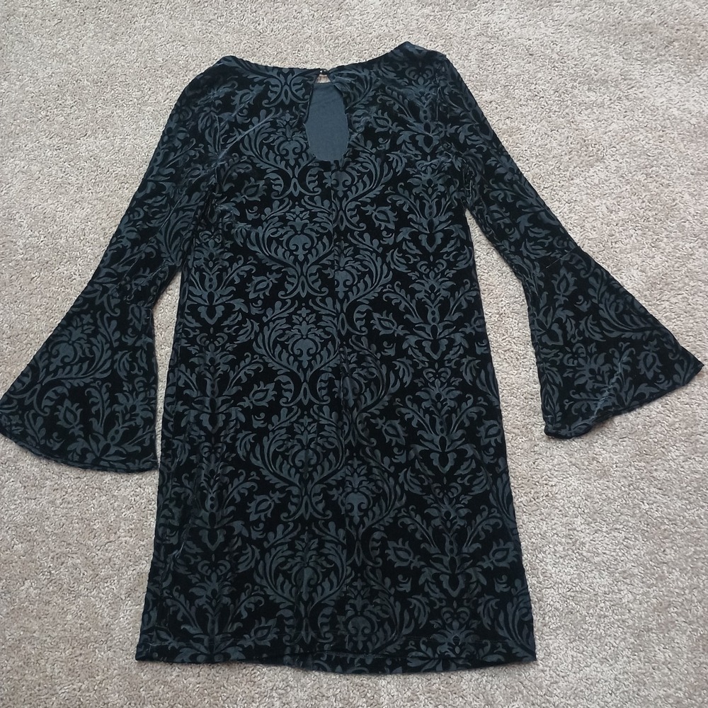 Eci New York Black Velvet Floral Bell Sleeve Witch Halloween Dress Small - Picture 9 of 9